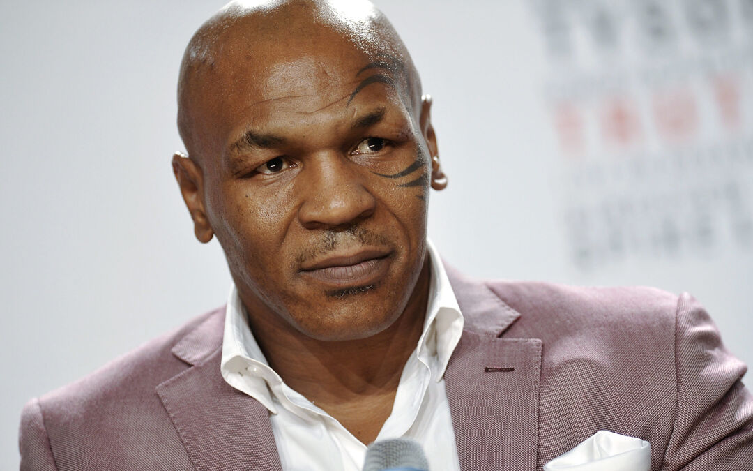 Mike Tyson on fighting on a plane