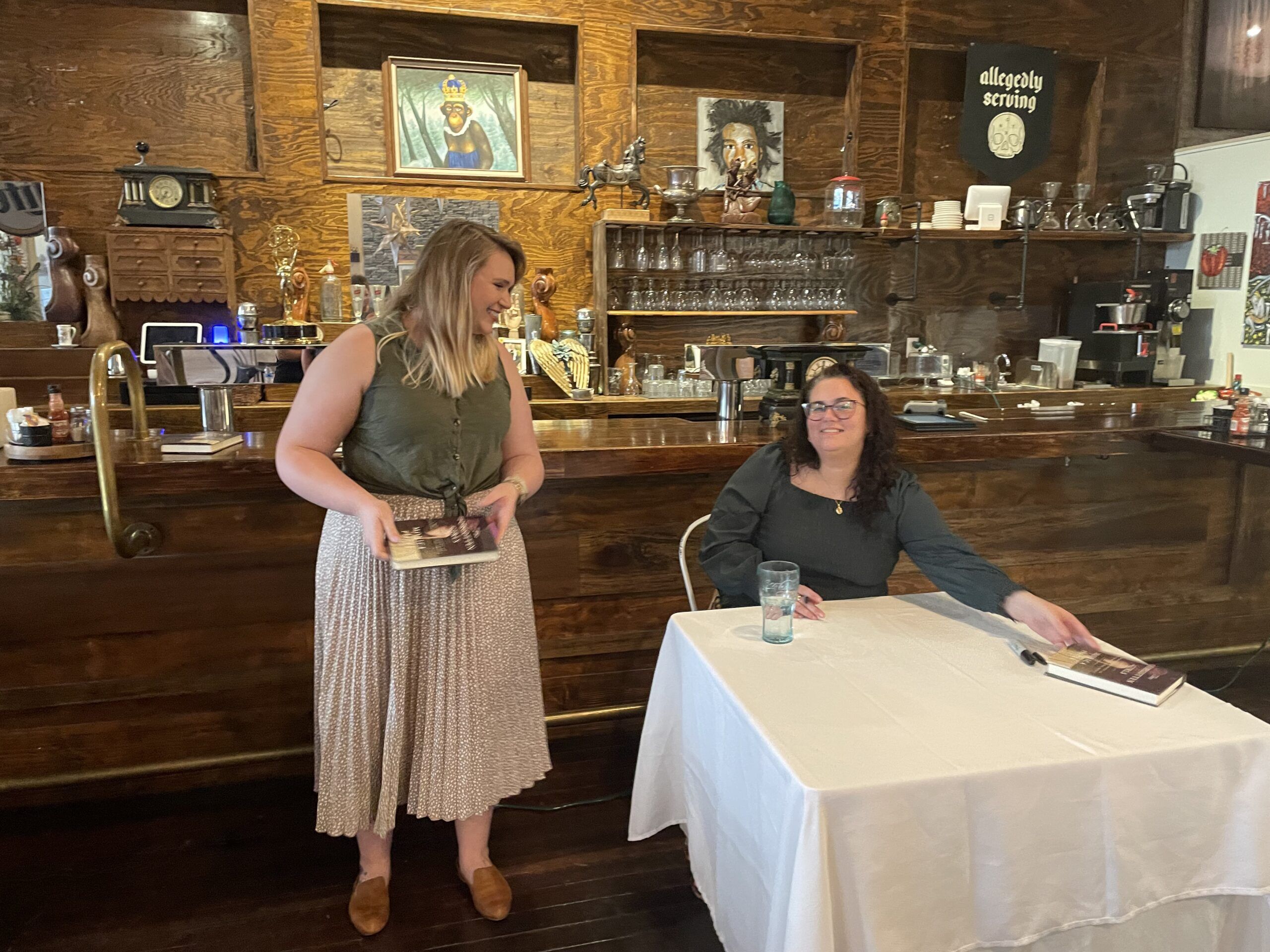 author-monica-potts-book-holds-book-signing-for-first-novel