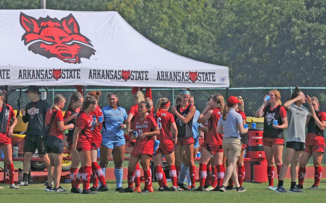 PHOTO: Red Wolves fall to OSU Cowgirls,  0 to 1